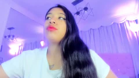 Snapshot of emily_adams69 chatting on 09/21/25, 11:39 emily_adams69 online show from 09/21/25, 11:39