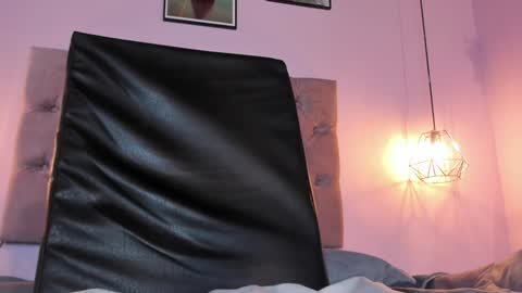 Emily online show from 01/10/25, 11:29