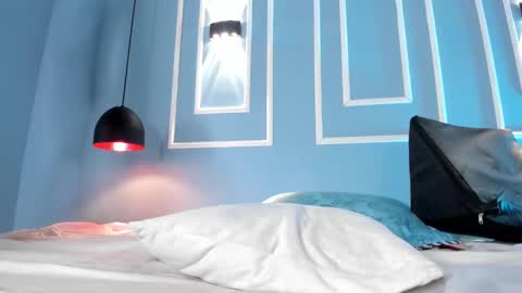 Emily online show from 03/10/25, 02:59