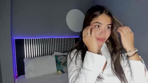              online show from 02/12/26, 07:42