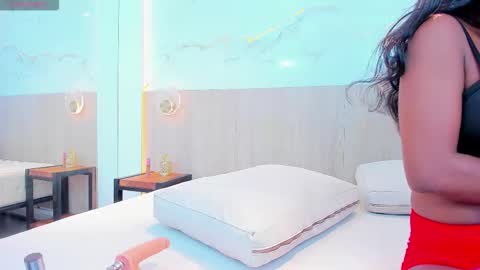 emily online show from 11/14/25, 07:34