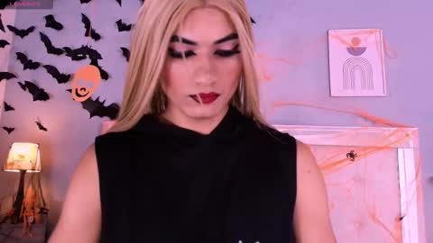emily_castillo_1 online show from 10/24/25, 04:31