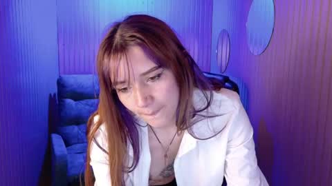 Snapshot of emily_cherry_ chatting on 04/22/26, 03:13 Emily Cherry online show from 04/22/26, 03:13