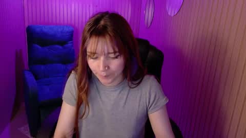 Snapshot of emily_cherry_ chatting on 05/12/26, 02:25 Emily Cherry online show from 05/12/26, 02:25