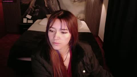 Snapshot of emily_cherry_ chatting on 05/26/26, 01:51 Emily Cherry online show from 05/26/26, 01:51