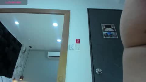 emily_clarkk_ online show from 02/28/26, 08:43