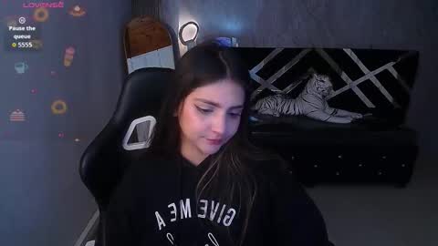 emily_cooper_t online show from 01/10/26, 08:10