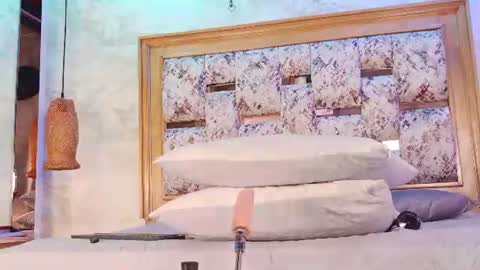 emily_dempsey online show from 07/09/26, 07:18