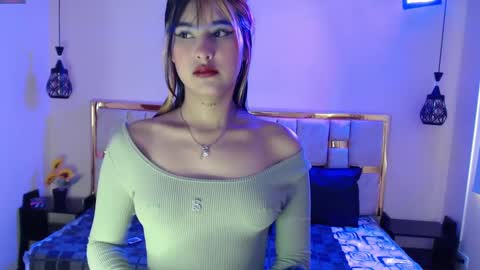 emily fox 3 online show from 01/28/25, 12:11