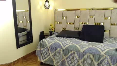 emily fox 3 online show from 02/11/25, 12:05