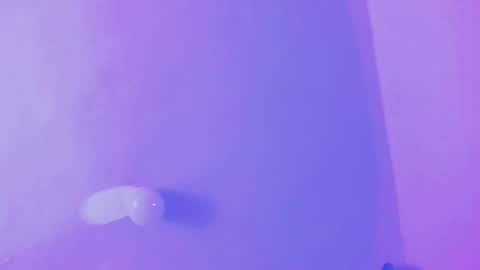 Snapshot of emily_gil1 chatting on 02/21/25, 09:00 Emi online show from 02/21/25, 09:00