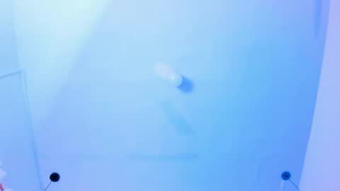 Snapshot of emily_gil1 chatting on 03/06/25, 02:08 Emi online show from 03/06/25, 02:08