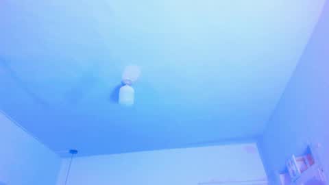 Snapshot of emily_gil1 chatting on 03/06/25, 08:16 Emi online show from 03/06/25, 08:16