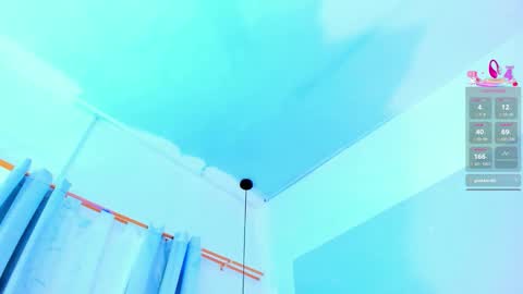 Snapshot of emily_gil1 chatting on 10/09/25, 03:43 Emi online show from 10/09/25, 03:43