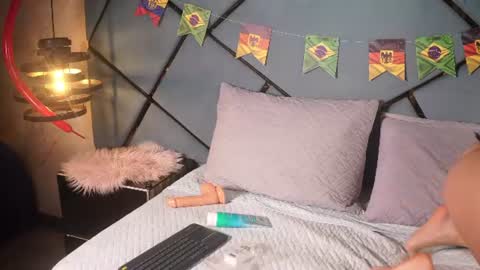 Snapshot of emily_greco chatting on 06/19/26, 11:58 emily_greco online show from 06/19/26, 11:58