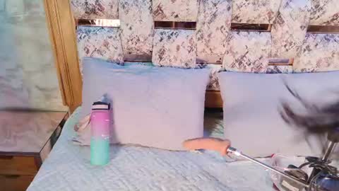 Snapshot of emily_greco chatting on 07/26/26, 11:39 emily_greco online show from 07/26/26, 11:39