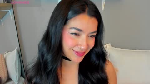 Snapshot of emily_haze chatting on 01/14/25, 02:11 Emily online show from 01/14/25, 02:11