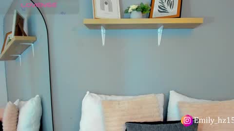 Snapshot of emily_haze chatting on 02/12/25, 10:14 Emily online show from 02/12/25, 10:14