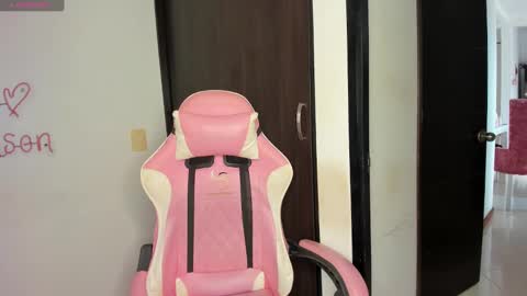 independet model online show from 12/25/24, 04:32