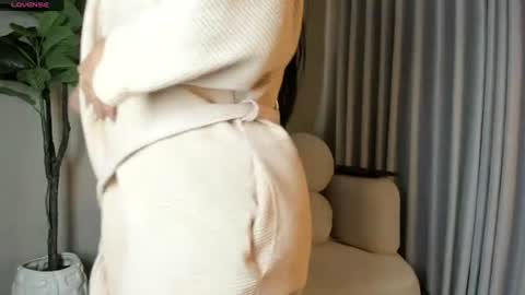 independet model online show from 06/17/26, 03:35