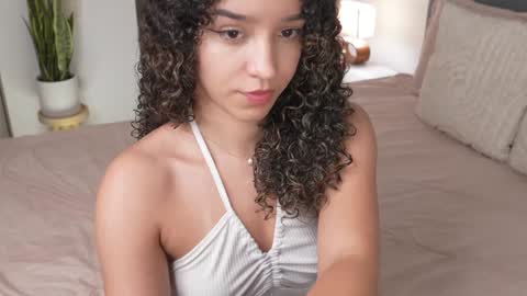 Juliana online show from 12/30/24, 01:04