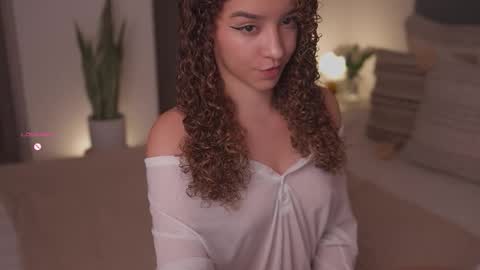 Juliana online show from 03/08/26, 12:52