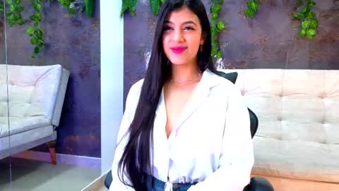 Emily online show from 11/07/25, 11:21