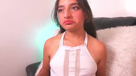 mily online show from 04/18/26, 07:07