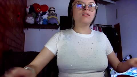 Julieta online show from 01/26/25, 03:47