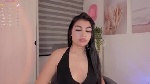 EmilyKenner  Independent model  online show from 09/09/25, 10:59