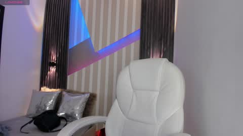 Emily online show from 01/28/25, 05:46