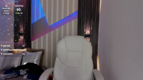 Emily online show from 02/07/25, 07:59