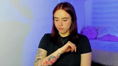 emily_lindey online show from 12/17/25, 03:34