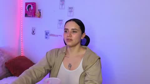 Emily Lindey online show from 04/21/26, 05:14