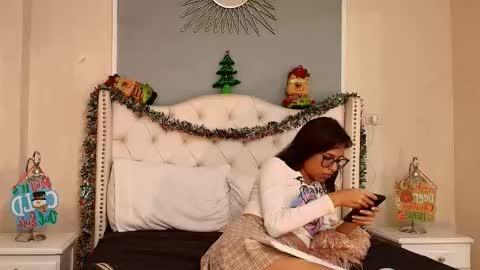 Emily online show from 12/14/25, 01:44