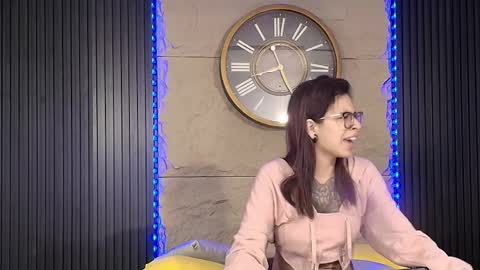 Emily online show from 04/11/26, 04:50