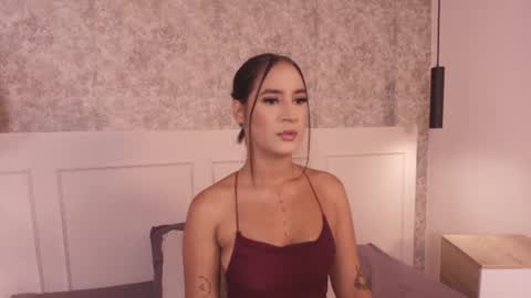 emily_luve online show from 07/17/26, 11:28