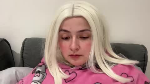 emily_morning_dew online show from 01/14/26, 08:14