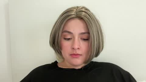 emily_morning_dew online show from 04/29/26, 10:41