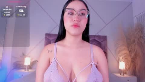 emily_nova_ online show from 05/30/26, 11:51
