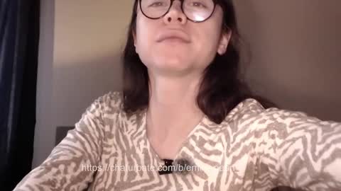 Snapshot of emily_pearl_ chatting on 02/11/25, 09:14 emily_pearl_ online show from 02/11/25, 09:14