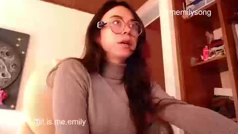 emily_pearl_ online show from 03/19/26, 02:32