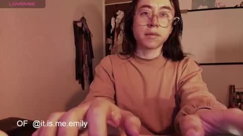 emily_pearl_ online show from 07/14/26, 02:05