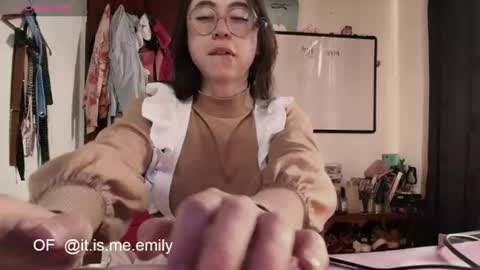 emily_pearl_ online show from 07/21/26, 05:48