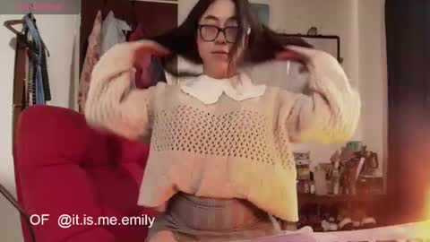 emily_pearl_ online show from 07/22/26, 05:38