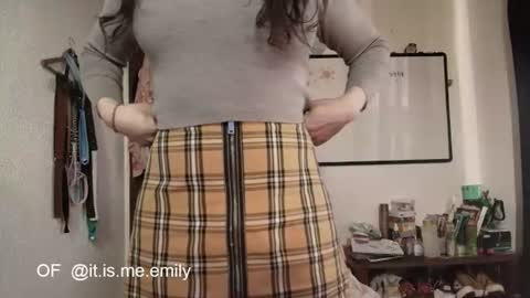 emily_pearl_ online show from 07/24/26, 04:38