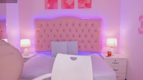  EMILY  online show from 02/19/25, 12:25