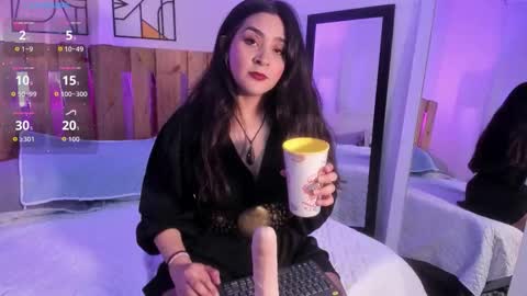 Emilly online show from 03/16/26, 08:13