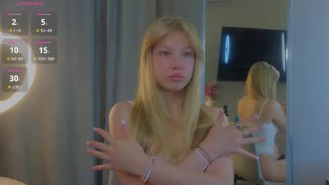 emily shepard online show from 09/15/25, 02:11