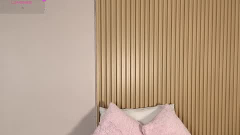 Emily online show from 03/17/26, 12:19